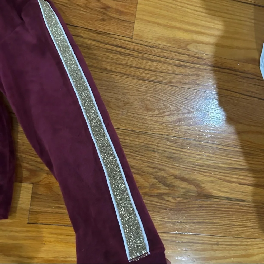 Justice Active size 18/20 Burgundy Dance Hoodie gold Accents velvet cute crop